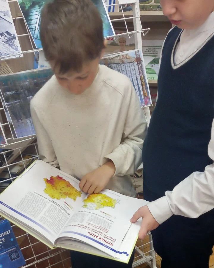 26.04.2024 в Скидельской городской библиотеке прошёл час истории, посвящённый Чернобыльской аварии.