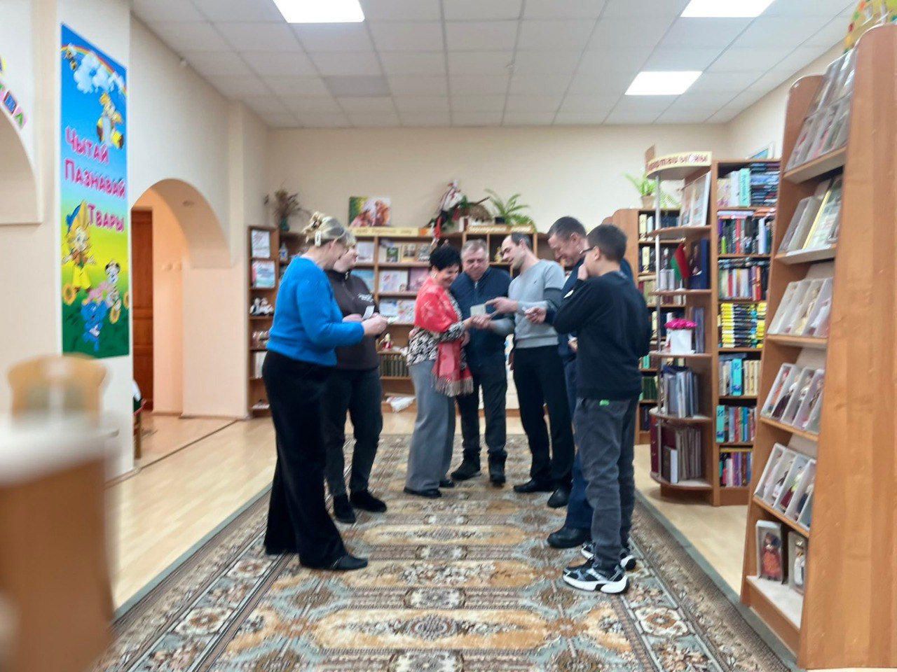 Библиотекарь Индурской библиотеки провела викторину «Герои и битвы».