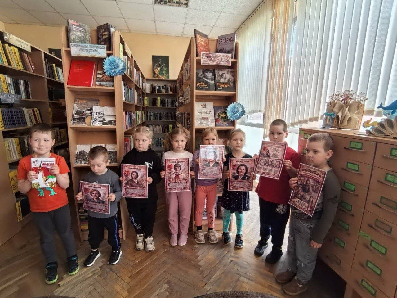 в Квасовской библиотеке прошел час мужества «Четвероногие герои в боевом строю»