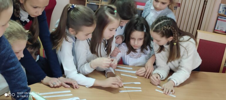 22.02.2024 Да Міжнароднага дня роднай мовы ў Абухаўскай бібліятэцы была падрыхтавана  гадзіна роднай мовы ” Мову родную вучуся шанаваць,  цаніць,  любіць”.