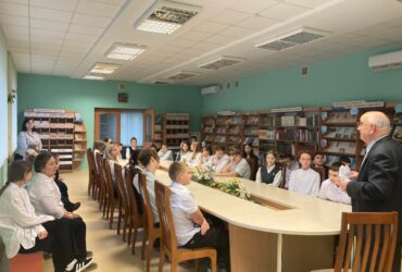 О геноциде белорусского народа в годы Великой Отечественной войны говорили (https://proregion24.by/news/society/o-genotside-belorusskogo-naroda-govorili-s-molodezhyu/) с молодежью в Скидельской городской библиотеке семейного чтения