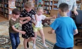 6 июня в Коптевской библиотеке прошла литературная игра “Сказочный калейдоскоп” для ребят пришкольного лагеря.