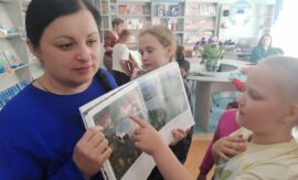 В Озерской сельской библиотеке прошла познавательная экскурсия “Тропинками малой родины”.