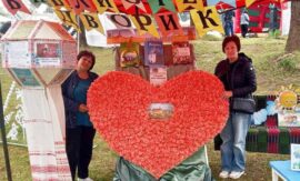 Бібліятэчная пляцоўка “Адэльскія матывы” на свяце “Адэльскі фэст”  “Женское лицо моей малой Родины”